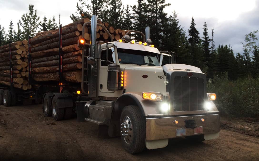 N2480 Lights installed on Logging Truck